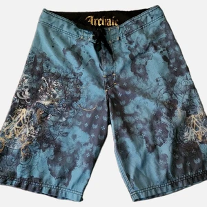 Pantalones Cortos de Natación Archaic By Affliction Hombres 32 Negro Calavera Grunge Y2K MMA - Imagen 1 de 13