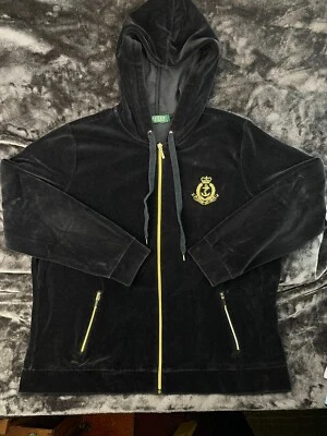 Sudadera con capucha de terciopelo negro con escudo bordado Lauren Ralph Lauren 25 x 17 Foto 1 de 4