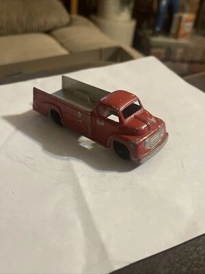 Die-Cast Red Tootsie Toy Ford F6 1949 Pick-Up Truck USA 4" Collectible Foto 1 de 4