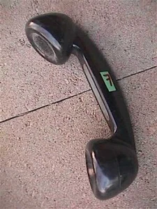 BLACK Telephone TS-9-AP HANDSET Vintage Plastic ? Bakelite? Telephone PART (w7) - Picture 1 of 3