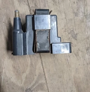 Ignition Coil 1991-2002 Saturn CM12-102 - Picture 1 of 6