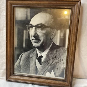 DR. MICHAEL E. DEBAKEY - Signiertes Foto personalisiert im Holzrahmen 8x10" - Bild 1 von 4