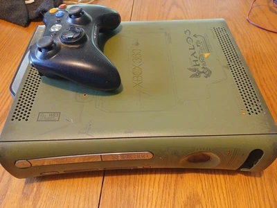 Halo 3 Limited Edition Xbox 360 With Controller- UNTESTED - Image 1 of 3