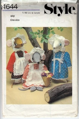 SEWING PATTERN TOY MOUSE 19" TALL WITH CLOTHES DRESS APRON STYLE 1644 UNCUT M11 - Image 1 of 2
