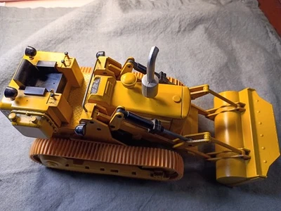Caterpillar 1968 941 Track Loader Original 1/24th Scale NZG Modelle Mint! - Image 1 of 4