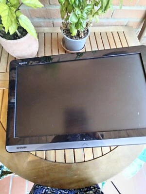 Tv Sharp Aquos 22 Pollici - Immagine 1 di 4