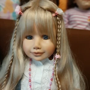 Künstlerpuppe "Sara" Monika Peter Leicht.,Lim: 500 - Bild 1 von 14