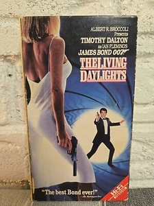 The Living Daylights VHS 1988 CBS FOX James Bond 007 Timothy Dalton - Picture 1 of 5