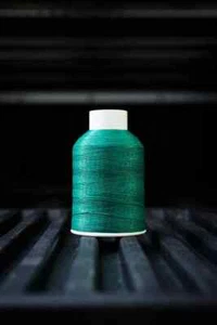 Bloodline Bowstring Material Valor 99 1/4 LB- EMERALD GREEN - Picture 1 of 2