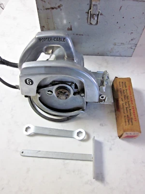 TESTED WORKING VINTAGE PORTER CABLE MODEL 125 6" CIRCULAR SAW W/ CASE FENCE TOOL - Image 1 of 4