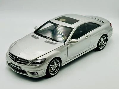 Mercedes-Benz CL63 AMG 1:18 -- Plateado -- AUTOart 76168 Foto 1 de 4