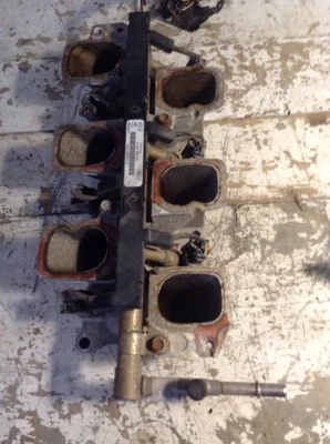 Детали нижнего впуска/впрыска топлива 04 05 06 07 08 09 Cadillac CTS 3,6 л изготовитель оборудования  - Изображение 1 из 4