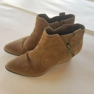 Crown Vintage Women's 9 M Suede Zipper Zip Cork Wedge - Picture 1 of 12