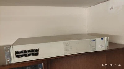 3COM SuperStack II 3300 12 Port 3C16981 10/100 Ethernet Network Switch Hub - Image 1 of 4