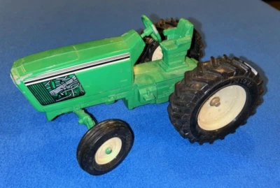 ERTL Green Farm Tractor Wide front Tires 18-4-34 Allis Chalmers Sloping Front - Image 1 of 4