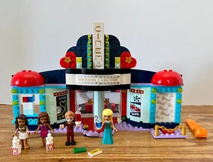 LEGO Friends 41448 Heartlake City Cine Theatre 2021 retirado completo-sin caja - Imagen 1 de 20