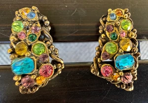 Early Hollycraft Earrings Clip On Unsigned Pastel Stones All Intact EUC 1 1/3" L - Picture 1 of 14