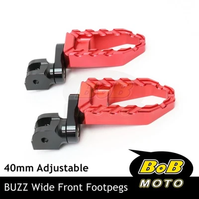 Estriberas anchas delanteras rojas inferiores BUZZ 40 mm para Ducati Streetfighter 1098cc S 08-14 Foto 1 de 4