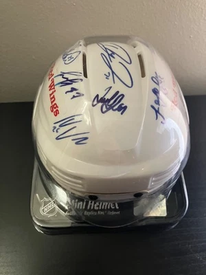 Detroit Red Wings Multi- Signed White Mini-Helmet - Signed by 12 Players-No COA - Image 1 of 4