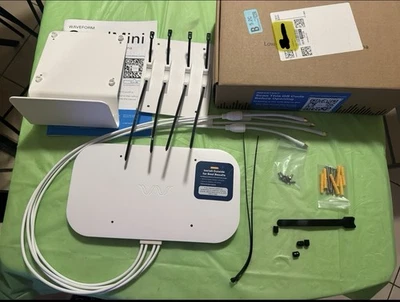 Waveform QuadMini: 4x4 MIMO Low-Profile External Antenna 5G/4G Complete Kit - Image 1 of 4