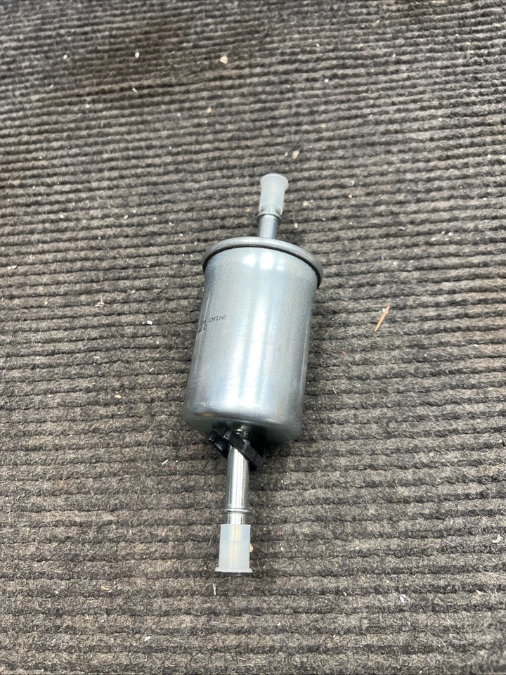 Filtro de combustible Wix 33243 nuevo de stock para Ford 2003-2019 2003-2010 Lincoln Mercury           Foto 1 de 4