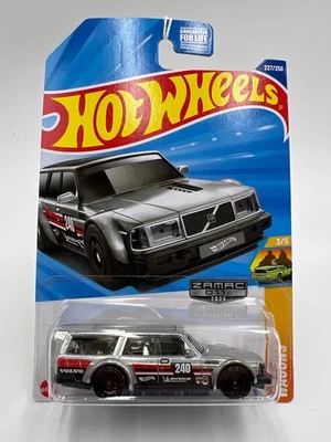 2025 Hot Wheels Q Case Wagons Zamac 11 #227 Volvo 240 Drift Wagon 148A - Image 1 of 4