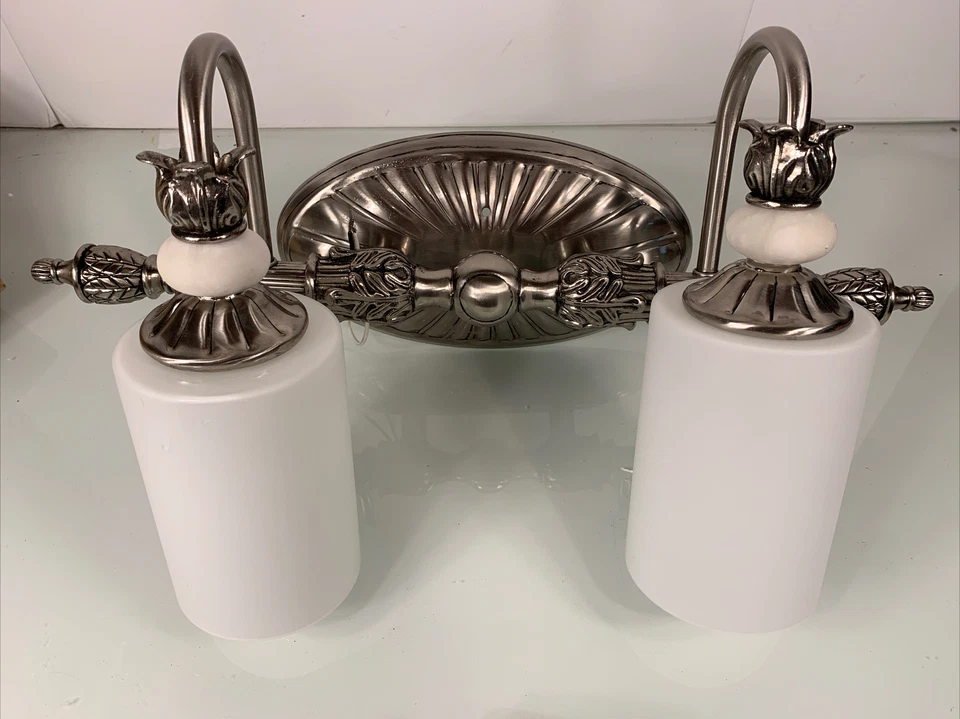 Aplique de iluminación de pared Savoy House 20” gremio renacentista plata esterlina Foto 1 de 4