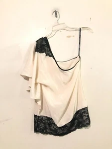 Bebe 100% Silk Size XS Cream Black Lace Trim Top Blouse Women Stylish Cut - Picture 1 of 11