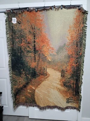 NUEVO Thomas Kinkade "Autumn Lane" Tapiz Manta 51" x 68" Algodón Foto 1 de 4