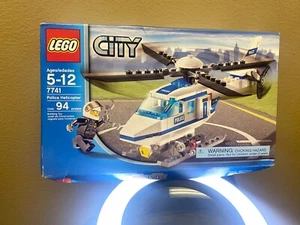 Lego City Polizei Hubschrauber #7741 Konstruktionsspielzeug Brandneu Alter 5-12 - Bild 1 von 8