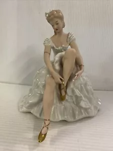 Vintage Wallendorf 1764 Lady Ballerina Dancer Porcelain Figurine 7” - Picture 1 of 9