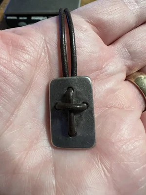 "Collar colgante cruz cuero plata esterlina James Avery retirado 30""" Foto 1 de 4