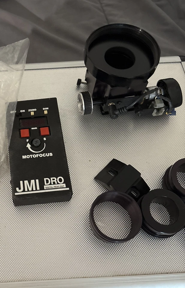 JMI Crayford Focuser con JMI DRO MOTOFOCUS enfocador equipado con estuche de aluminio Foto 1 de 4