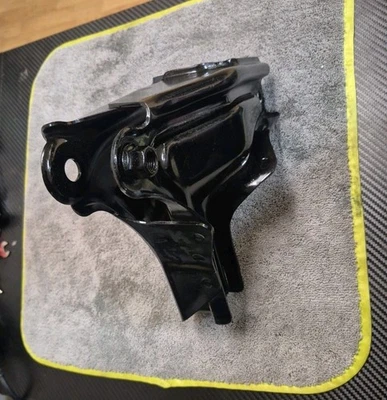 Soporte en T trasero 5 velocidades OEM 94-01 Acura Integra MT Civic Eg Swap serie B  Foto 1 de 2