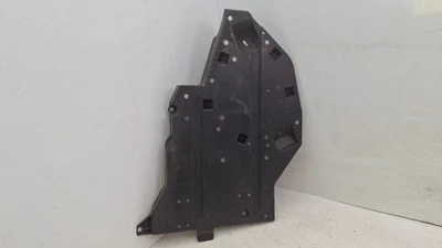 Protector protector térmico tanque de combustible trasero izquierdo Subaru Outback 2015-2019 OEM Foto 1 de 4