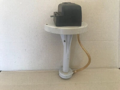 Lucas 5SJ Type  Windscreen Washer Reservoir Cap - image 1 of 4