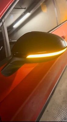 Señales de giro LED dinámicas Volkswagen MK8 GTI/R 2022+ (SE ENVÍA DESDE EE. UU.) Foto 1 de 4