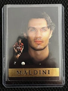 MUNDI CROMO CARDS CALCIATORI 2000 PAOLO MALDINI MILAN #417 TOPLOADER NO PANINI 2 - Imagen 1 de 3