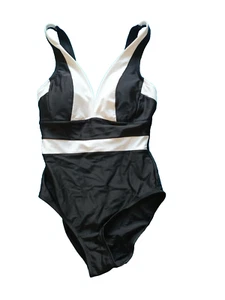 Traje de baño George UK 10 almohadillas extraíbles acolchadas en bloques de colores blancos y negros - Imagen 1 de 3