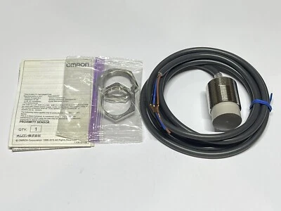 Omron E2E-X18ME1 Inductive Proximity Sensor 18mm 12-24VDC DC NPN NO Pre-Wired - Image 1 of 4