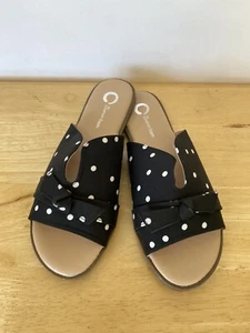 Journee Collection Lillian Black White Polka Dot Slip On Slide Sandals Sz 7.5 - Picture 1 of 8
