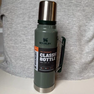 NUEVO Termo Botella Vacío Stanley Legendary Verde Clásico 1.5 QT - Imagen 1 de 7