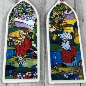 Vintage Enesco 1989 Precious Moments Ornamente 2 Stück Buntglasoptik Porzellan - Bild 1 von 8
