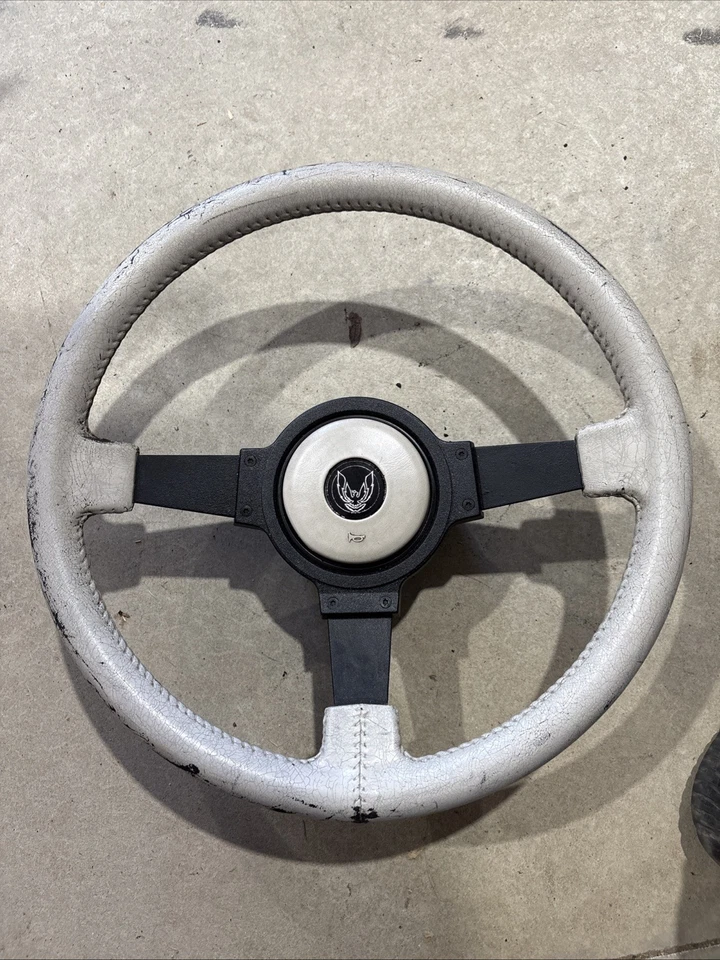 82-92 Trans Am Firebird Steering Wheel Foto 1 de 4