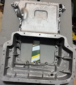 Mercedes-Benz 313 OM 651 MOTOR OBEN ÖLWANNE A6510140802  - Bild 1 von 4