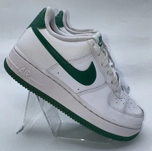 Nike Air Force 1 GS Size 1 White Malachite Green Sneakers FV5948-103 - Picture 1 of 7