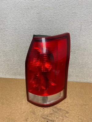 Luz trasera lateral derecha Saturn Vue 2004 a 2007 pasajero OEM S6898 PS Foto 1 de 4