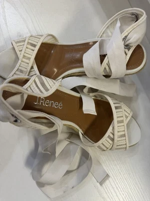 J.Renee 女式鞋白色优雅楔形带弦 9 码 — 第 1/4 张图片