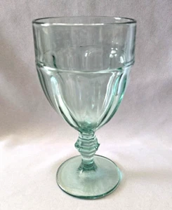 SET OF 2 LIBBEY GIBRALTAR SPANISH GREEN WATER GOBLETS 6 3/4" 12 OZ - Picture 1 of 3