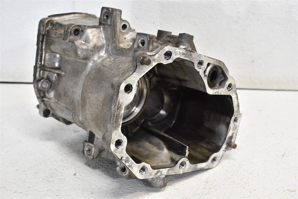 Caixa de transmissão 2008-2014 Subaru Impreza WRX peça seção central 08-14 - Imagem 1 de 4